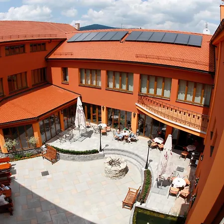 Majolika Ξενοδοχείο 4*