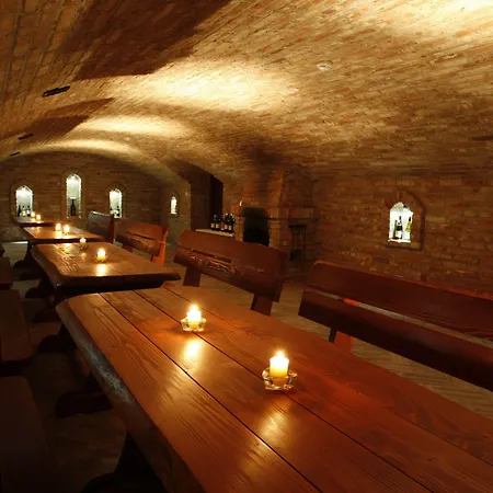 Ξενοδοχείο Majolika 4*