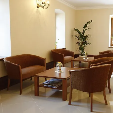 Majolika Ξενοδοχείο Modra