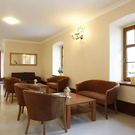 Majolika Hotel 4*